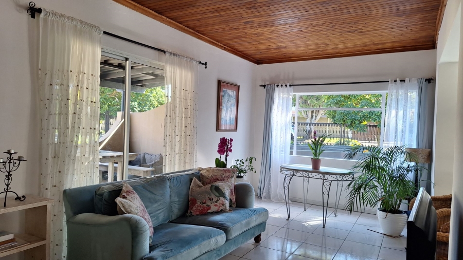 4 Bedroom Property for Sale in Twee Rivieren Western Cape